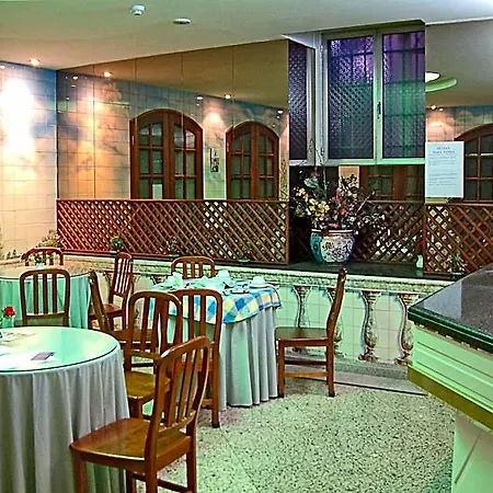 Casa De Retiros N. S. Perpetuo Socorro *
