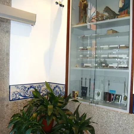 Casa De Retiros N. S. Perpetuo Socorro 호텔 귀마레스