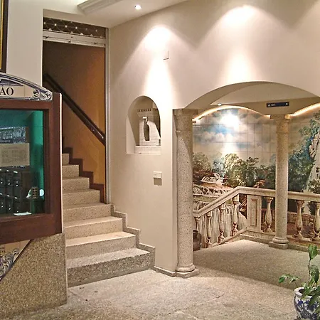 Casa De Retiros N. S. Perpetuo Socorro Hotel Guimarães