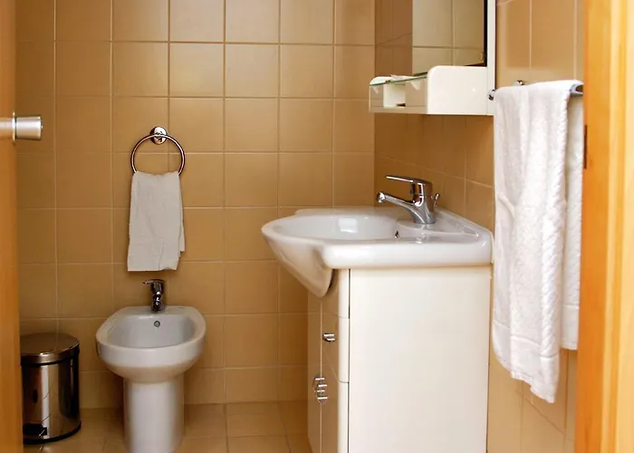 Casa De Retiros N. S. Perpetuo Socorro Hotel *